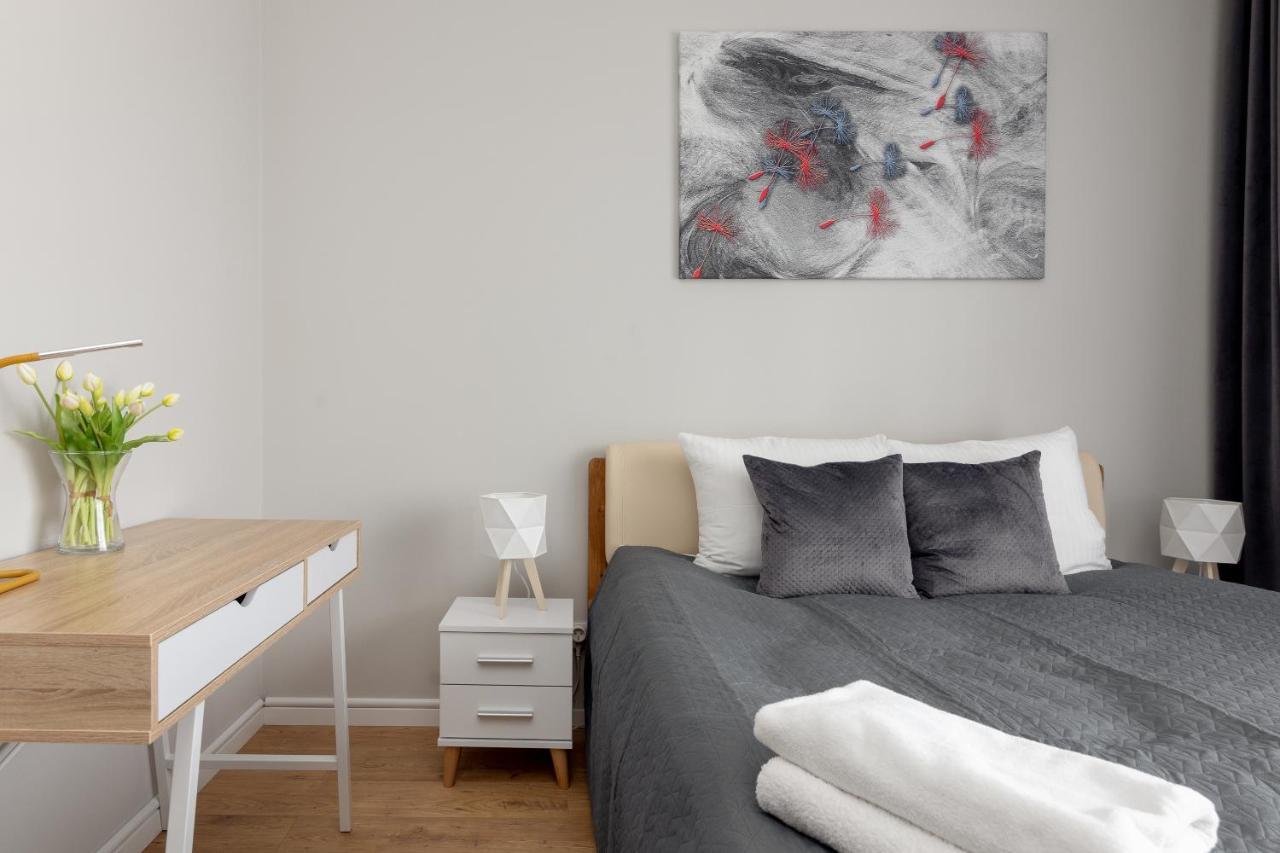 Wola Chic Silver Studio วอร์ซอ ภายนอก รูปภาพ
